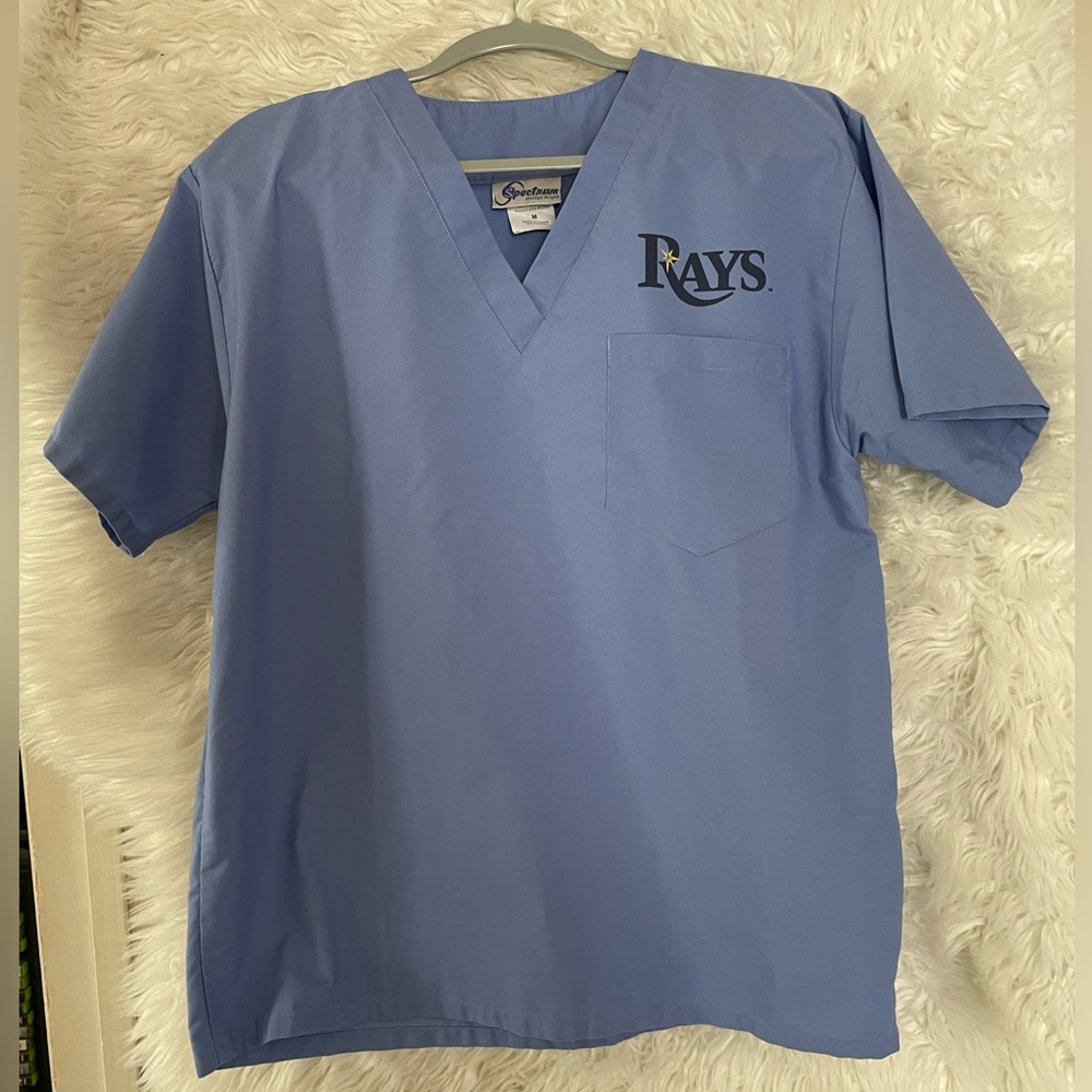 Spectrum Unisex Tampa Bay Rays Light Baby Blue V-neck Scrub Top. Size Medium.